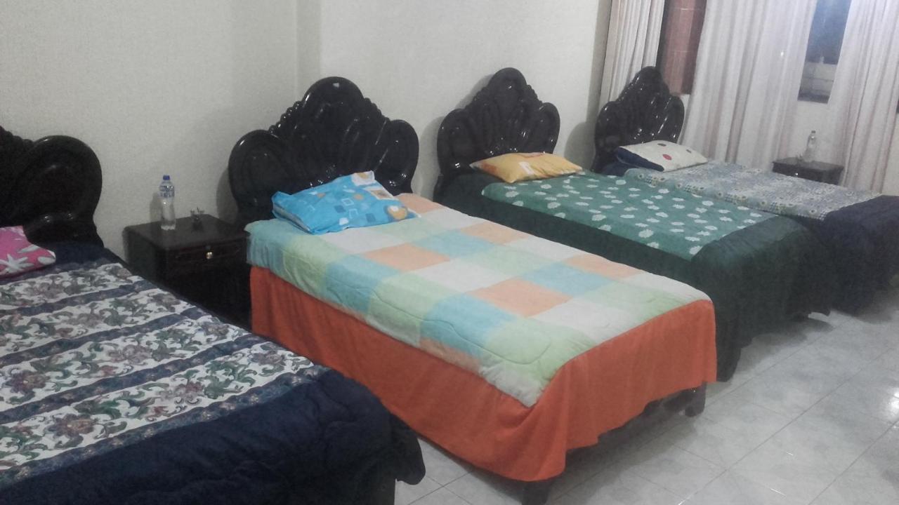Tulcán Hostal Lesly Salome מראה חיצוני תמונה
