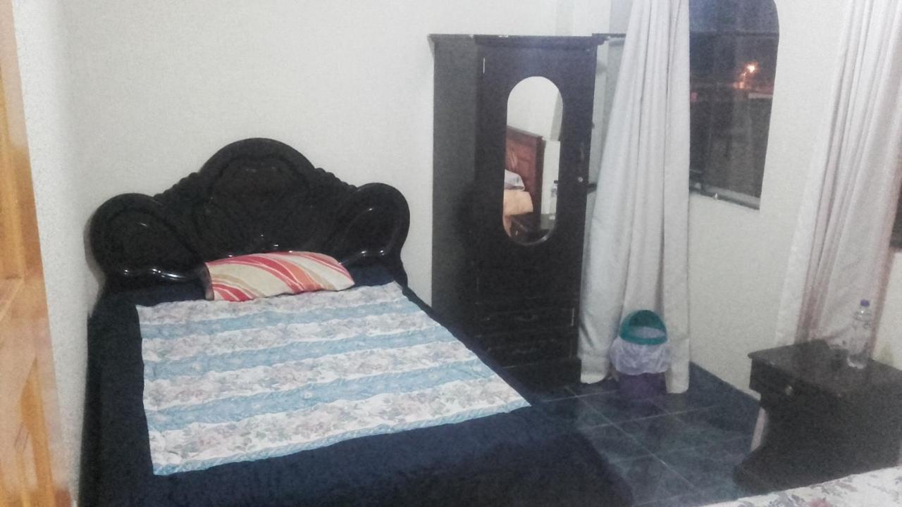 Tulcán Hostal Lesly Salome מראה חיצוני תמונה