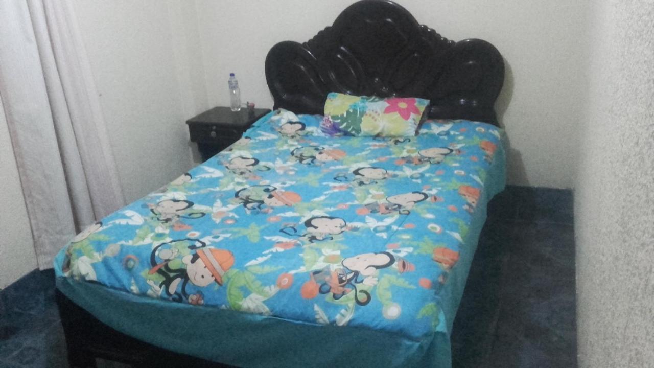 Tulcán Hostal Lesly Salome מראה חיצוני תמונה