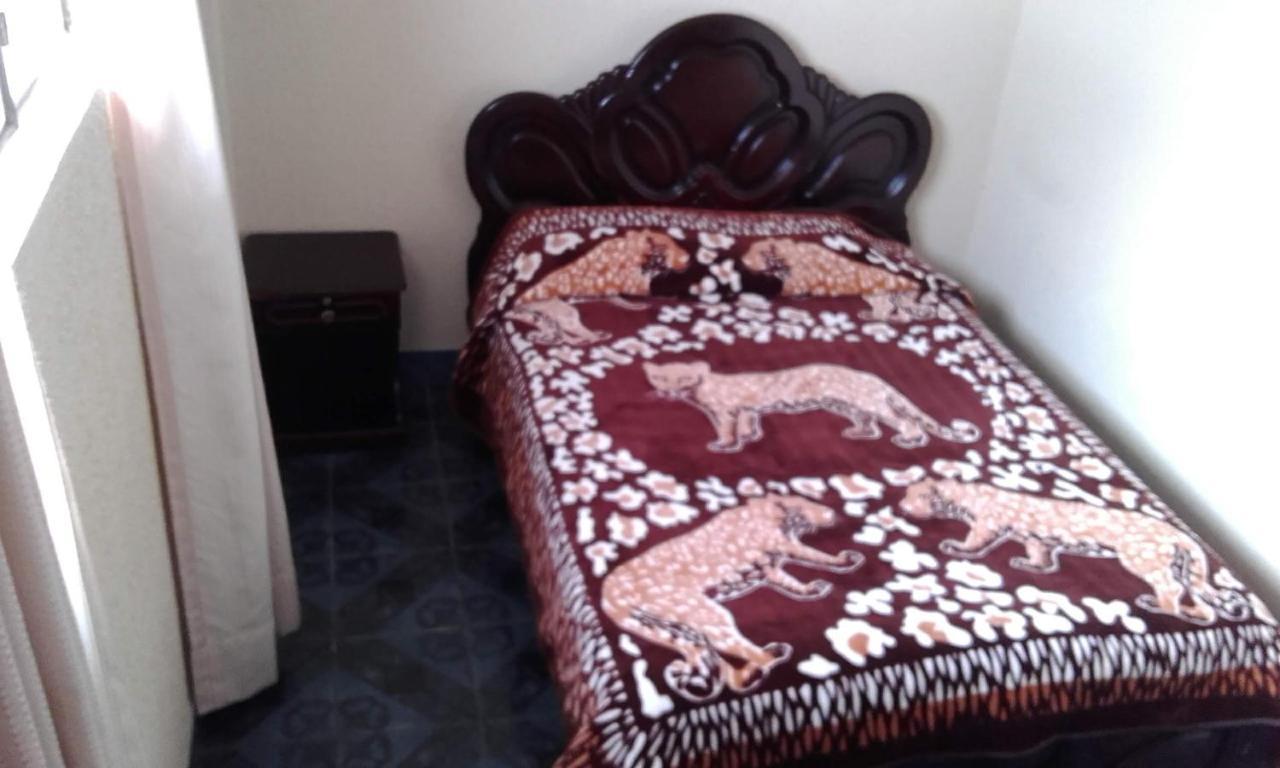Tulcán Hostal Lesly Salome מראה חיצוני תמונה